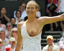 russian tennis star maria sharapova tits out